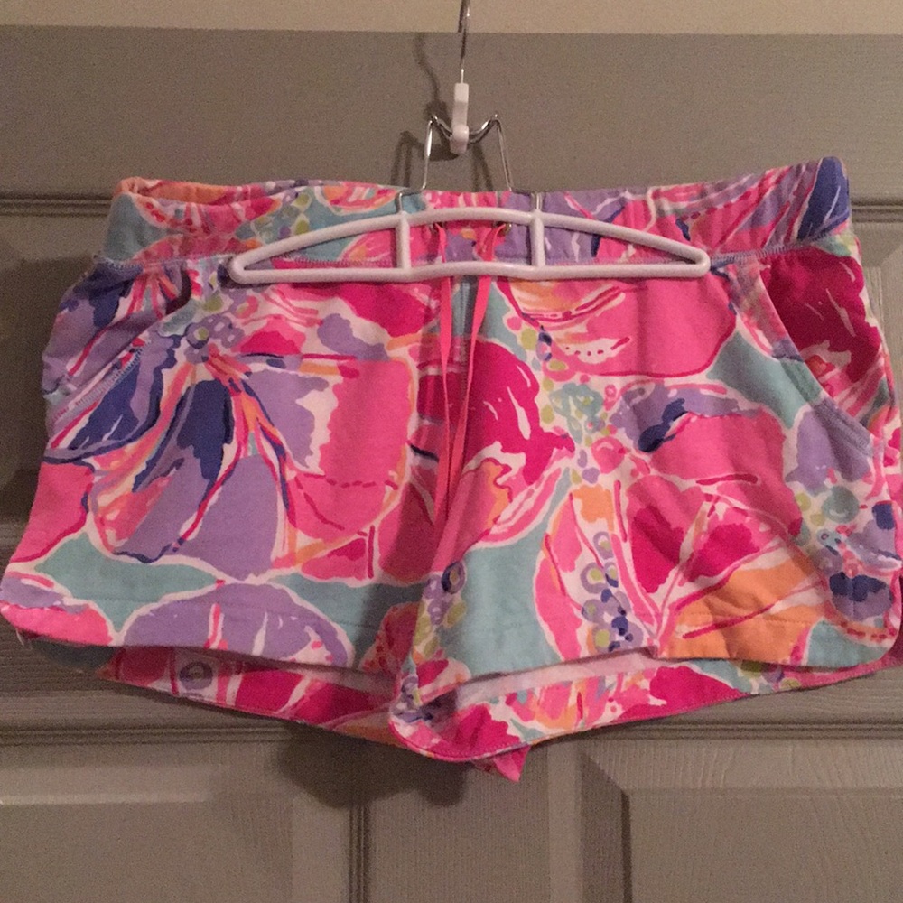 Lilly Pulitzer Lounge Shorts - Large